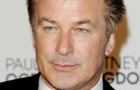 Le comédien Alec Baldwin, traqué par le lobby homosexuel, met fin à sa carrière à Hollywood