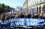 Défilé sur la rue de Rivoli