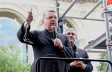 Abbé Christian Bouchacourt (FSSPX) : l’islam vient de faire en France le premier martyr, pour le XXIe siècle