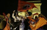 Les supporters « parisiens » du PSG après la victoire contre Chelsea