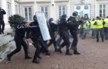 Puy-en-Velay – Affrontements jusque sur les marches de la Préfecture