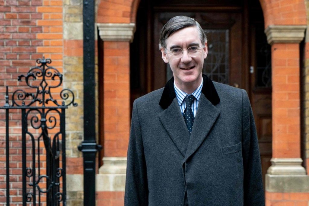 Jacob Rees-Mogg soutient l’enseignement de l’Église catholique