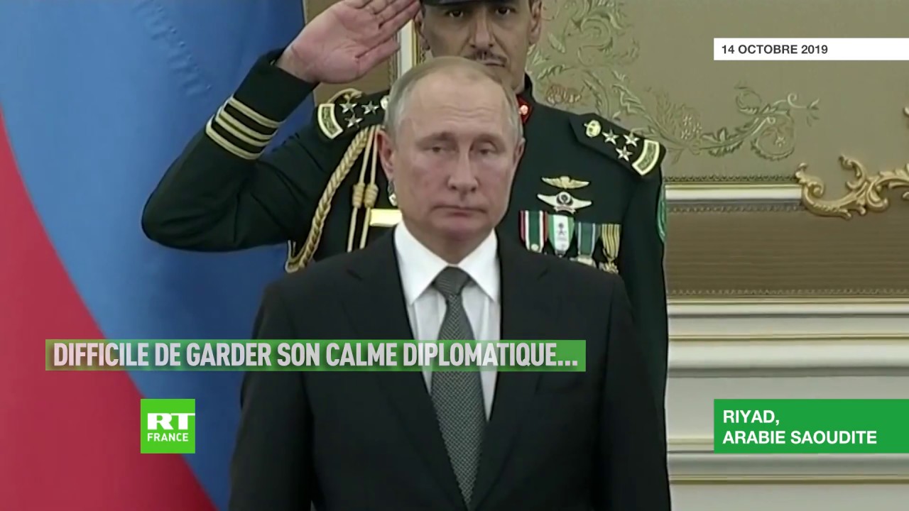 Hymne russe déformé par la fanfare saoudienne