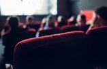 Au Québec, on peut retourner au cinéma mais pas à la Messe